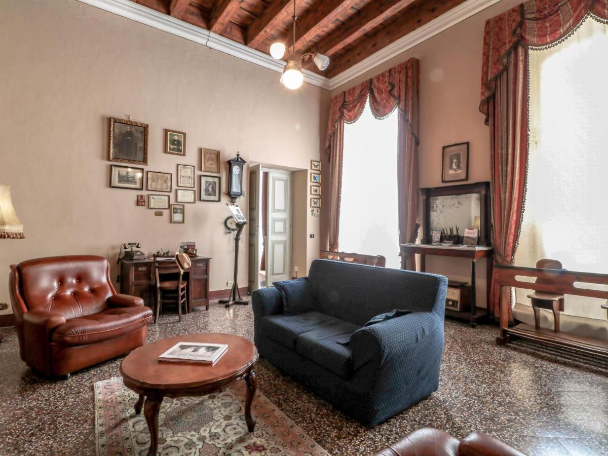Apartment Palazzo Cittadella By Interhome Λούκα Εξωτερικό φωτογραφία